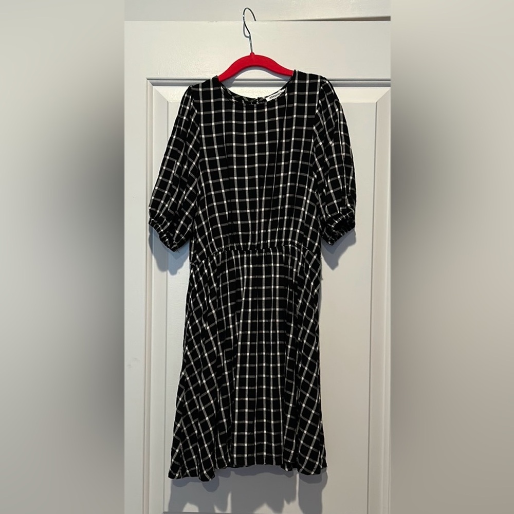 Girls casual dress, size 10
